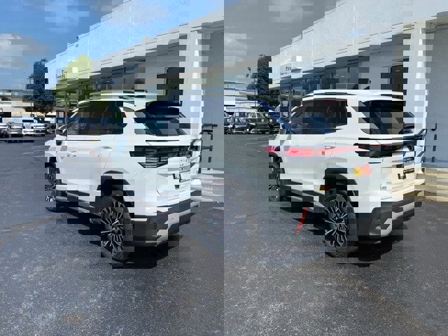 New 2025 Volkswagen Tiguan S image 12