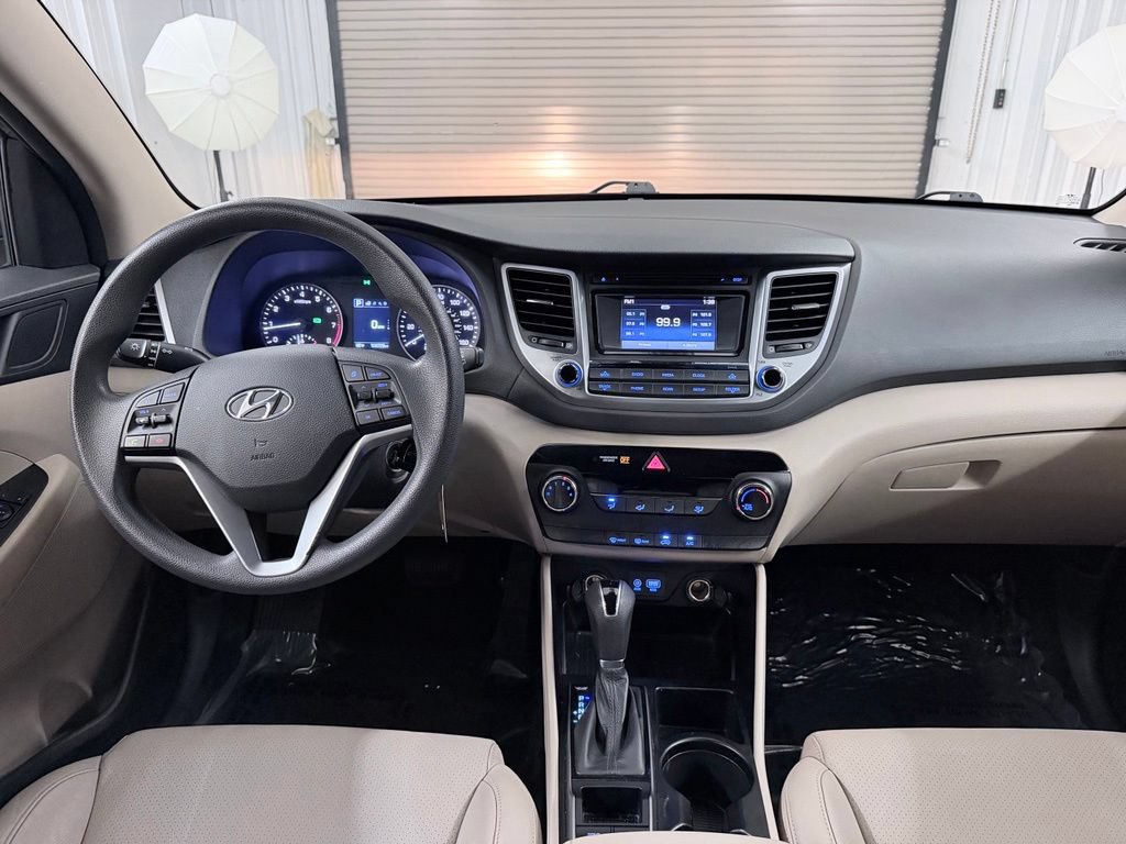 Used 2016 Hyundai Tucson SE FWD image 17