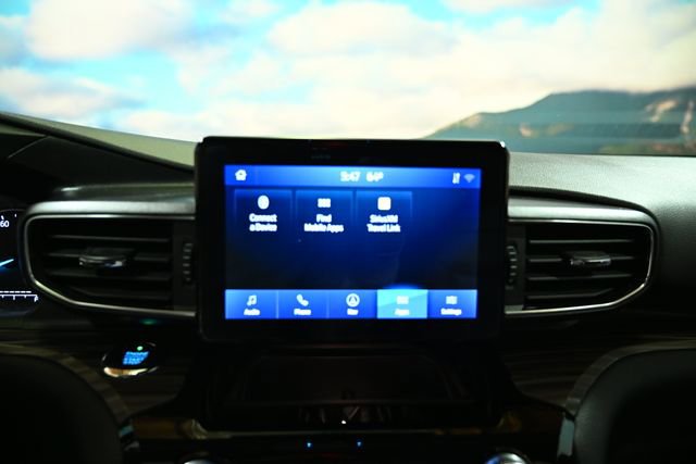 Used 2021 Ford Explorer Limited w/ Equipment Group 301A image 34