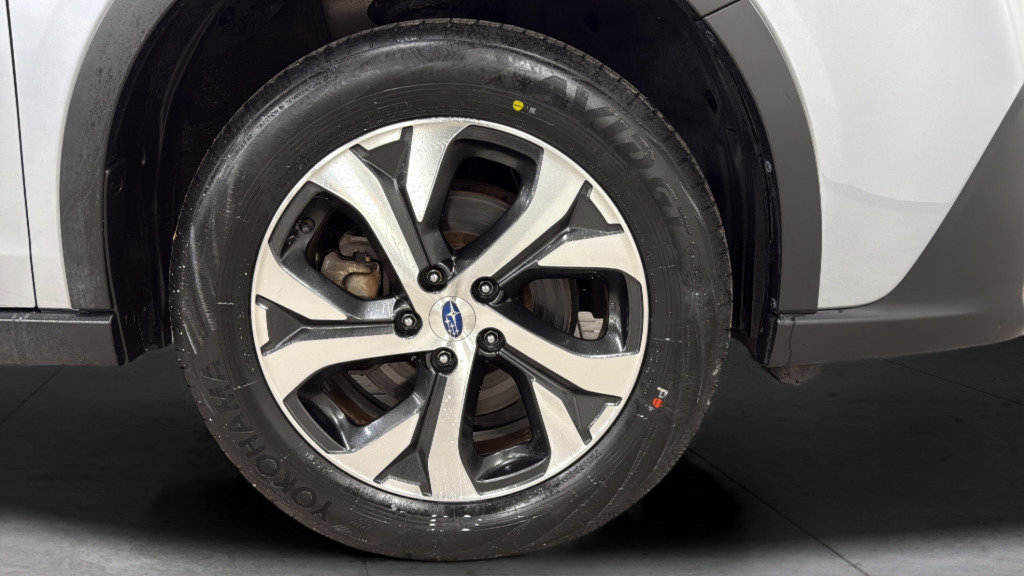 Used 2021 Subaru Outback Limited image 40