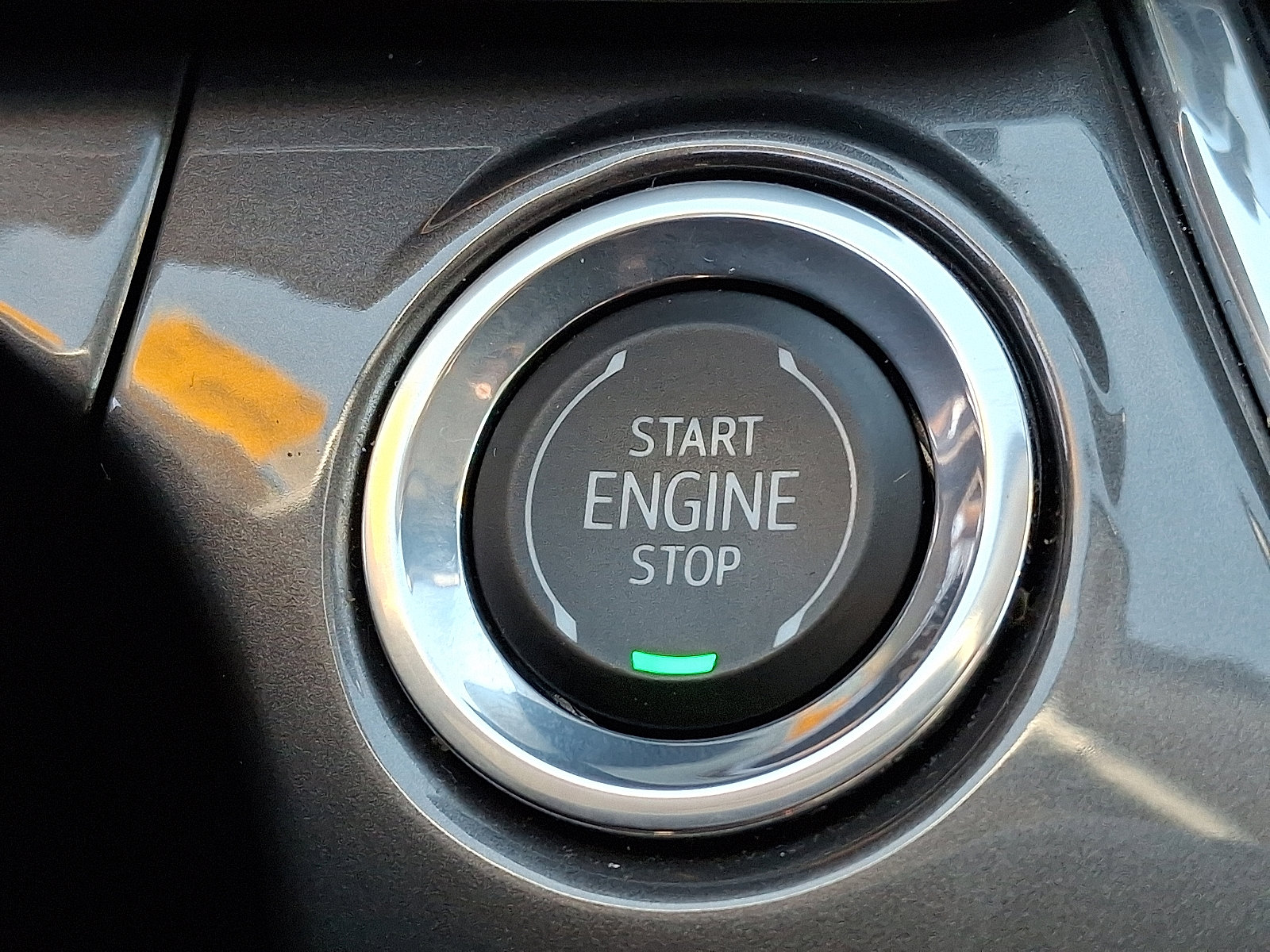 Used 2024 Chevrolet Trax ACTIV w/ Driver Confidence Package FWD image 25