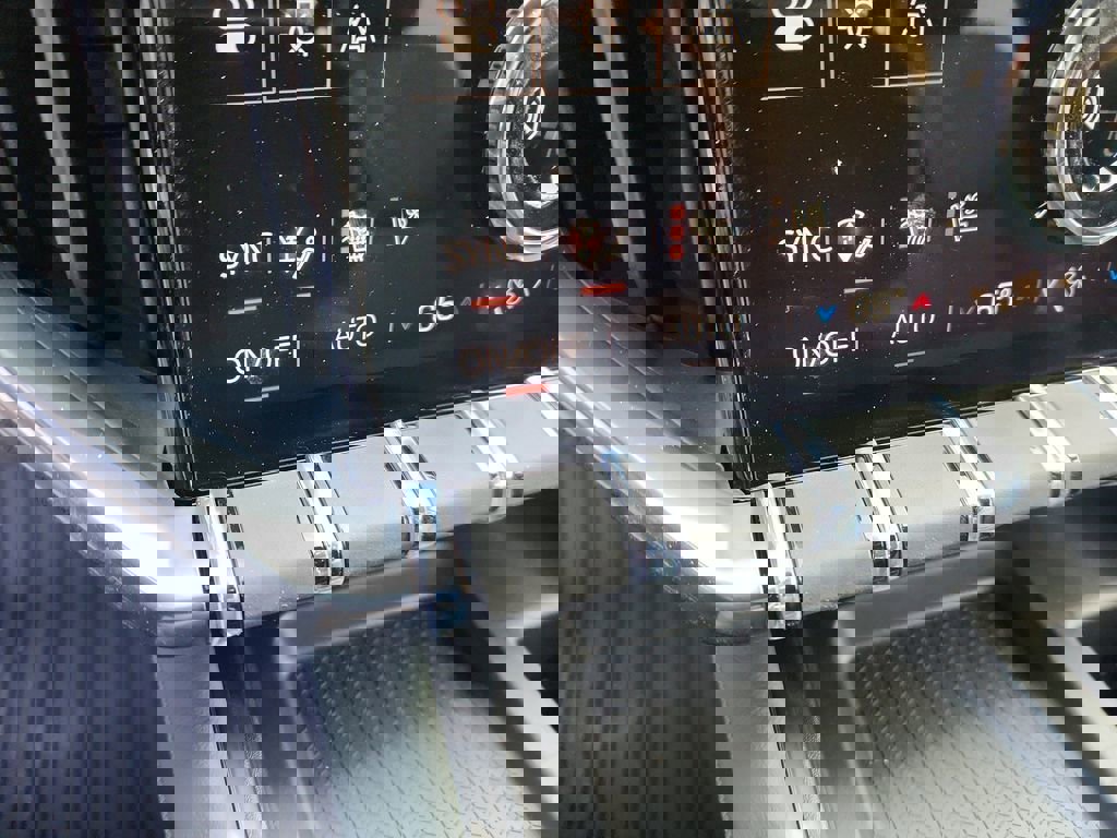 New 2026 GMC Acadia AT4 w/ Super Cruise Package image 16