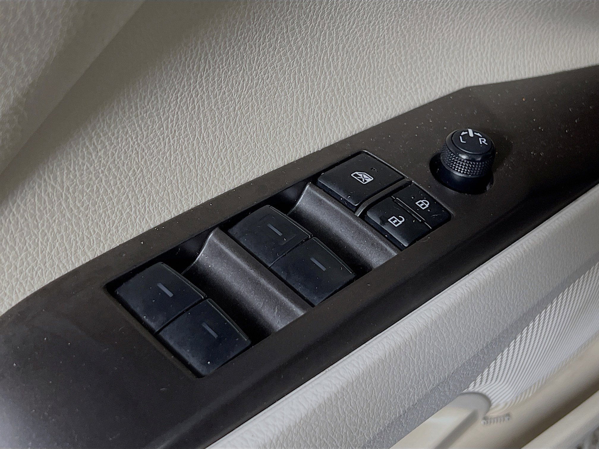 Used 2024 Toyota Camry LE image 17