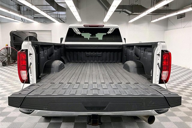 Used 2024 GMC Sierra 3500 SLE w/ SLE Value Package image 29