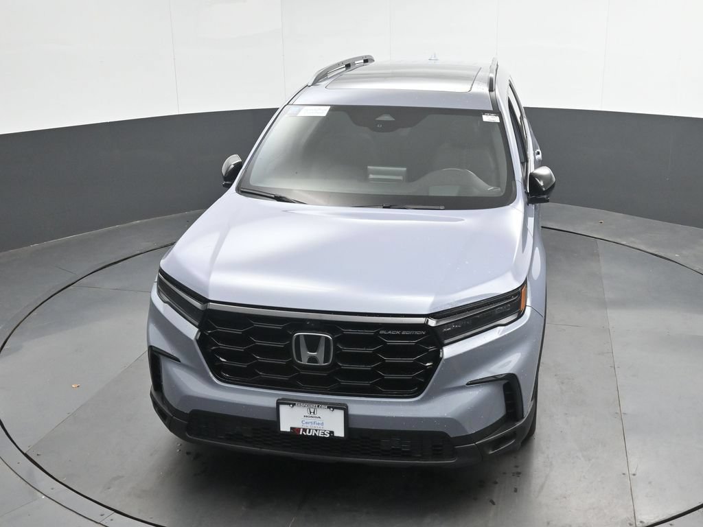 Used 2025 Honda Pilot Black Edition image 28