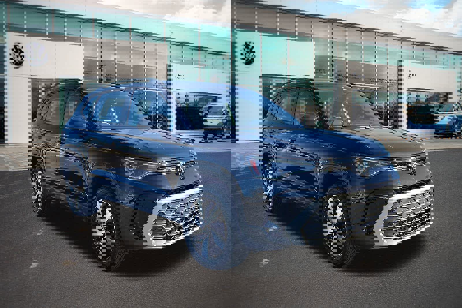 Used 2025 Volkswagen Taos S image 3