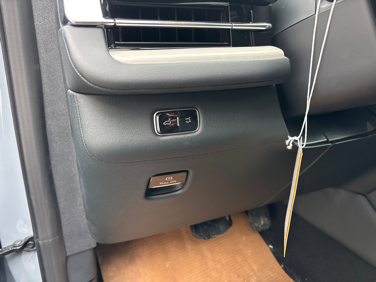 New 2026 Lincoln Navigator L Reserve image 13