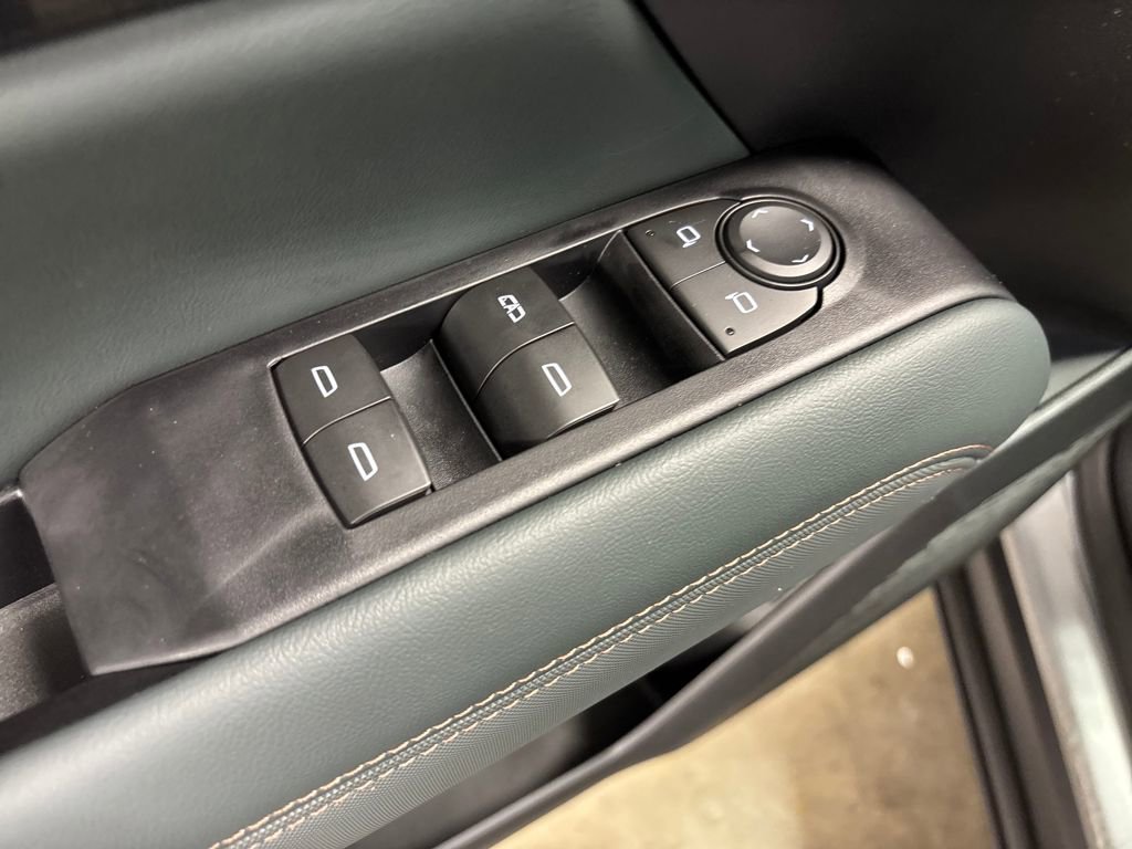 New 2026 GMC Terrain AT4 w/ Convenience Package III image 21