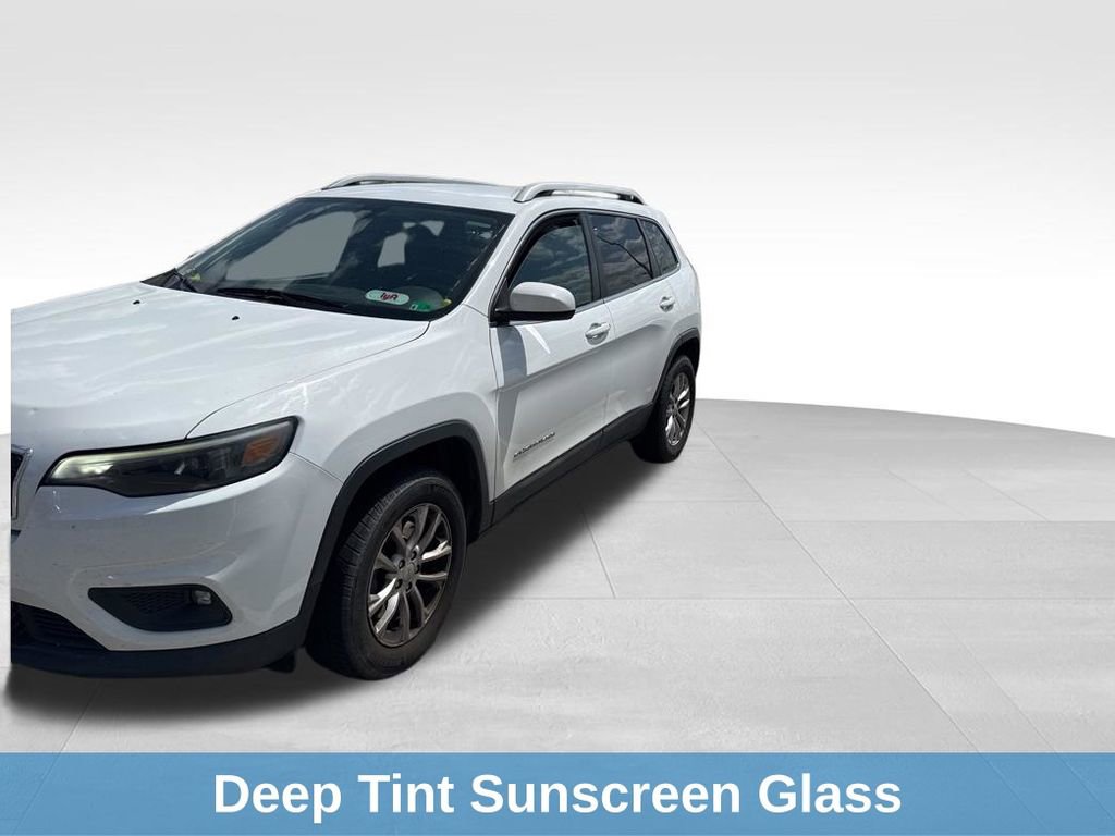 Used 2019 Jeep Cherokee Latitude w/ Popular Appearance Group image 10