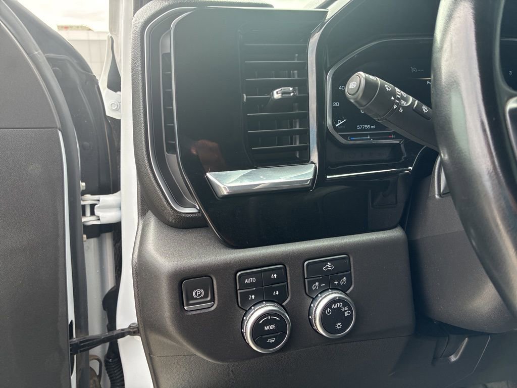 Used 2023 GMC Sierra 1500 SLE image 19