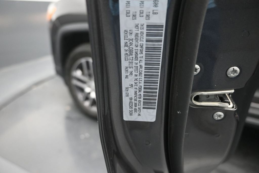 Used 2020 Jeep Compass Latitude AWD/4WD image 18