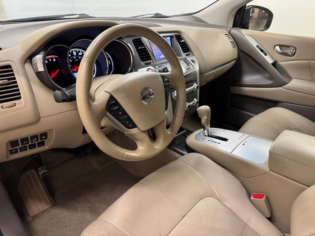 Used 2013 Nissan Murano SL w/ Navigation Pkg AWD/4WD image 16
