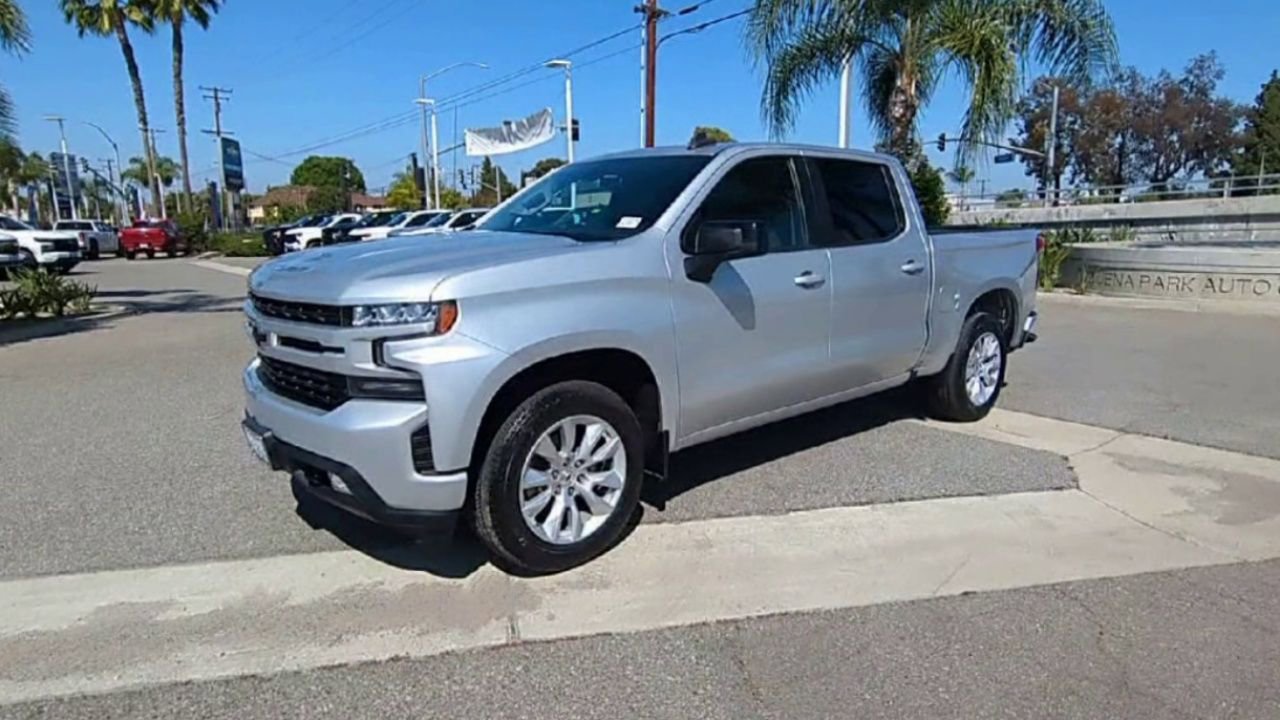Used 2019 Chevrolet Silverado 1500 RST w/ All-Star Edition RWD image 4