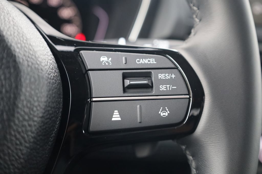 New 2025 Honda Pilot Touring image 18