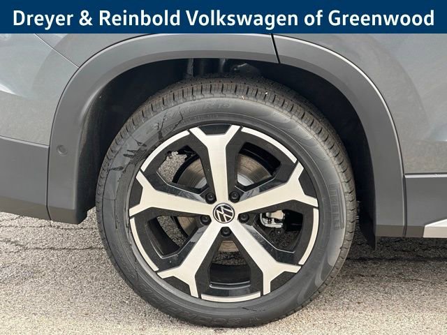 New 2026 Volkswagen Tiguan SE image 9