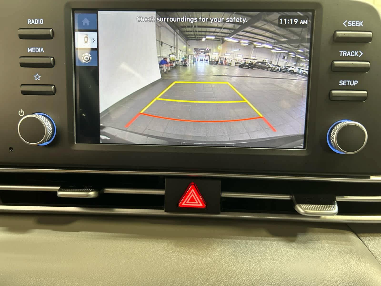 New 2026 Hyundai Elantra SE FWD image 6