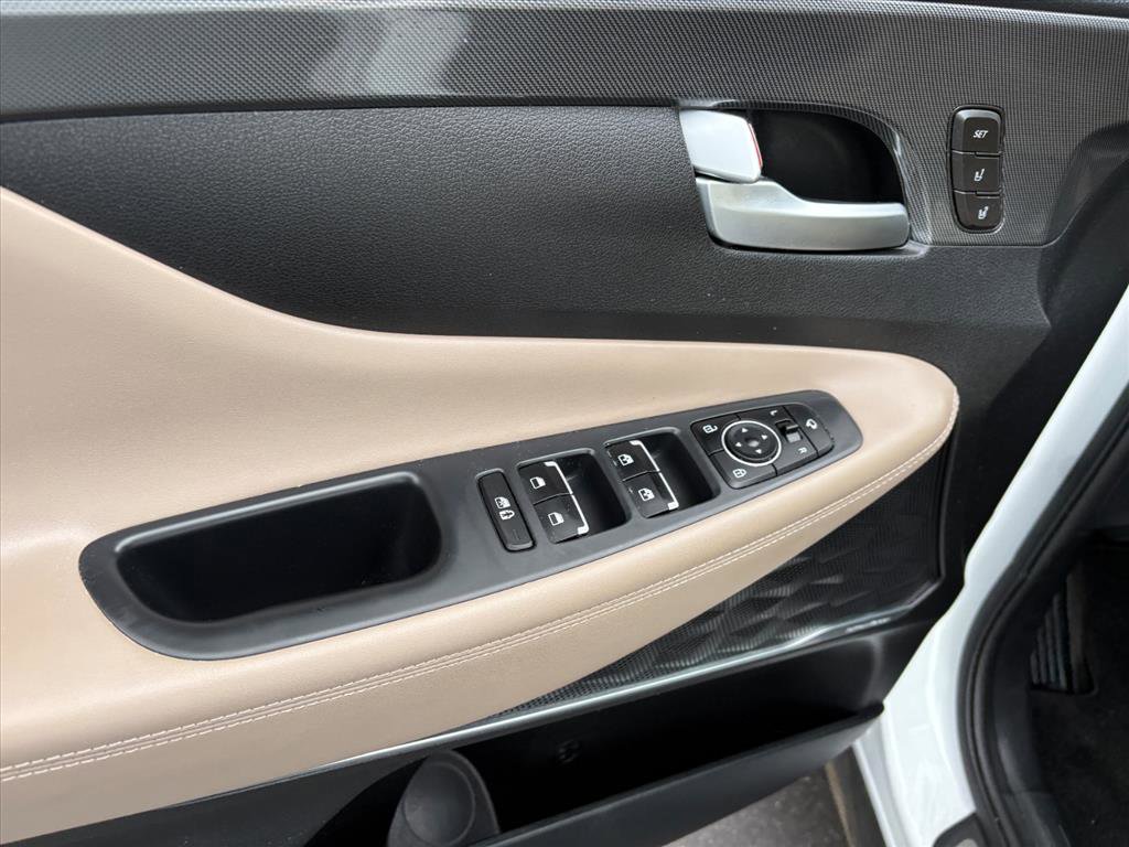 Used 2021 Hyundai Santa Fe Limited image 21