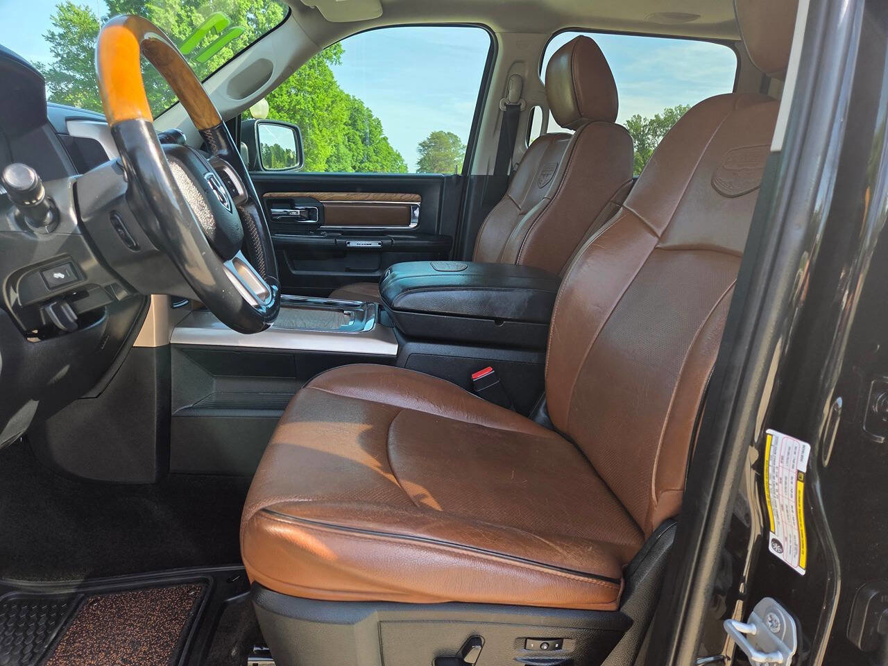 Used 2017 RAM 2500 Longhorn AWD/4WD image 11