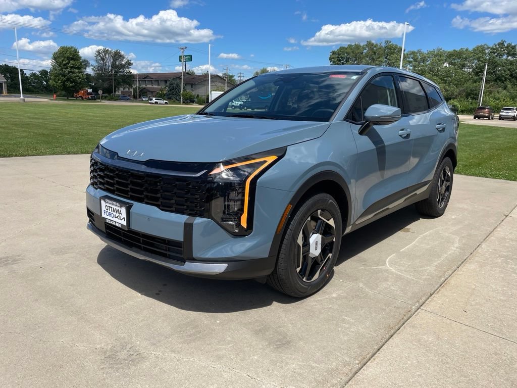 New 2026 Kia Sportage S AWD/4WD image 2
