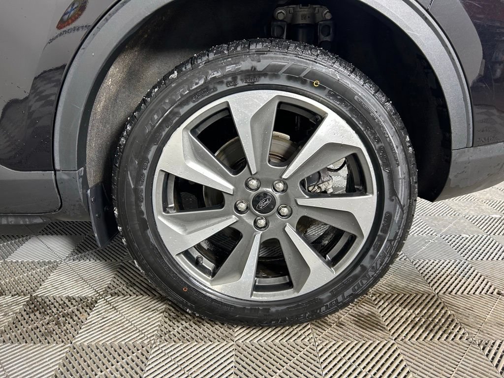 Used 2024 Ford Escape Platinum AWD/4WD image 23