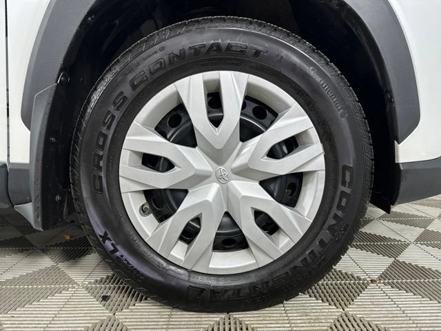 Used 2022 Toyota Corolla Cross L AWD/4WD image 7
