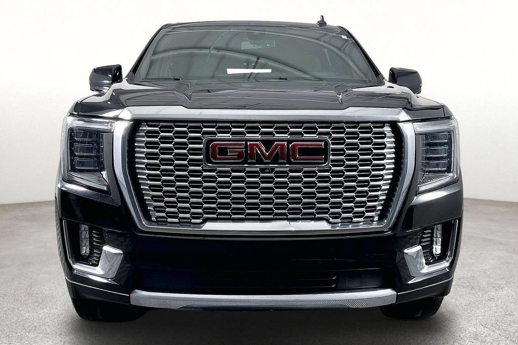 Used 2022 GMC Yukon XL Denali AWD/4WD image 4