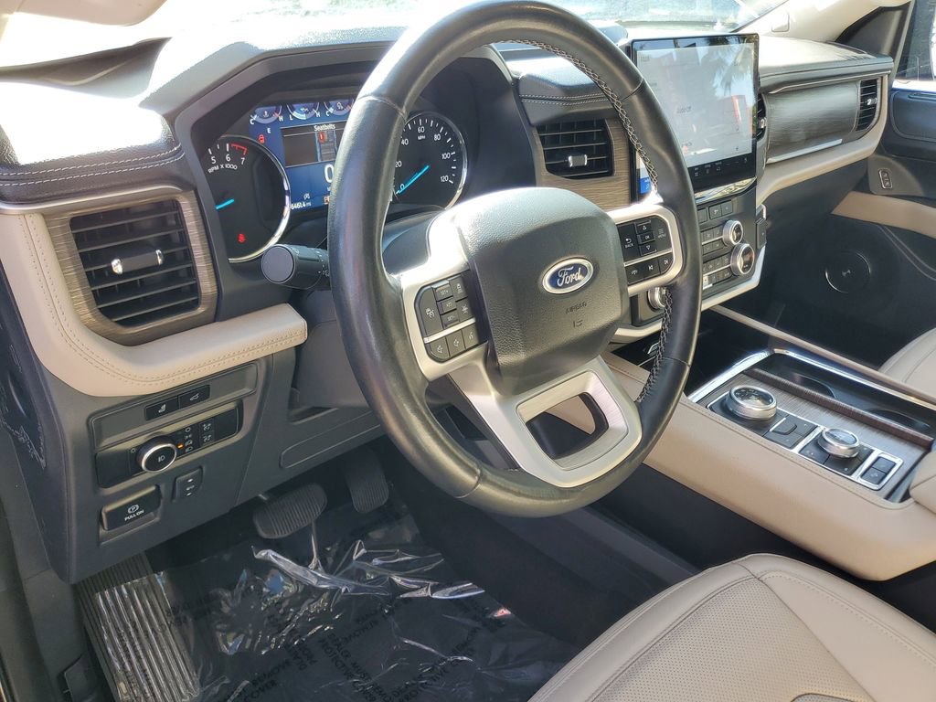 Used 2024 Ford Expedition Max Limited AWD/4WD image 19