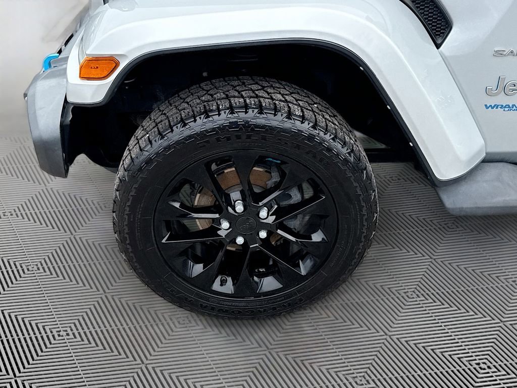 Used 2022 Jeep Wrangler Unlimited Sahara image 35