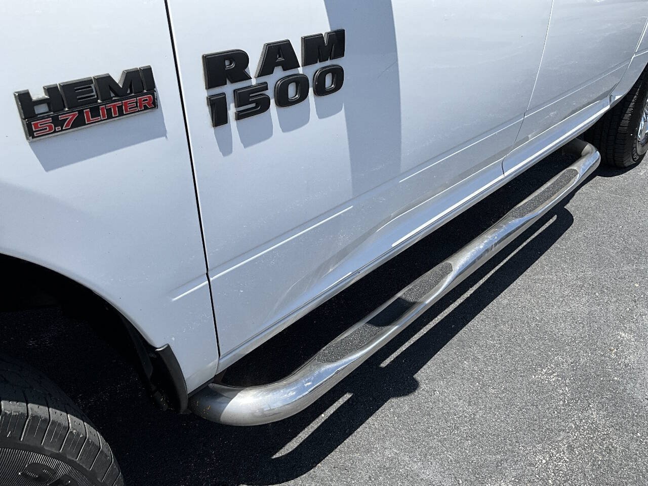 Used 2014 RAM 1500 Classic SLT w/ Remote Start & Security Group AWD/4WD image 31