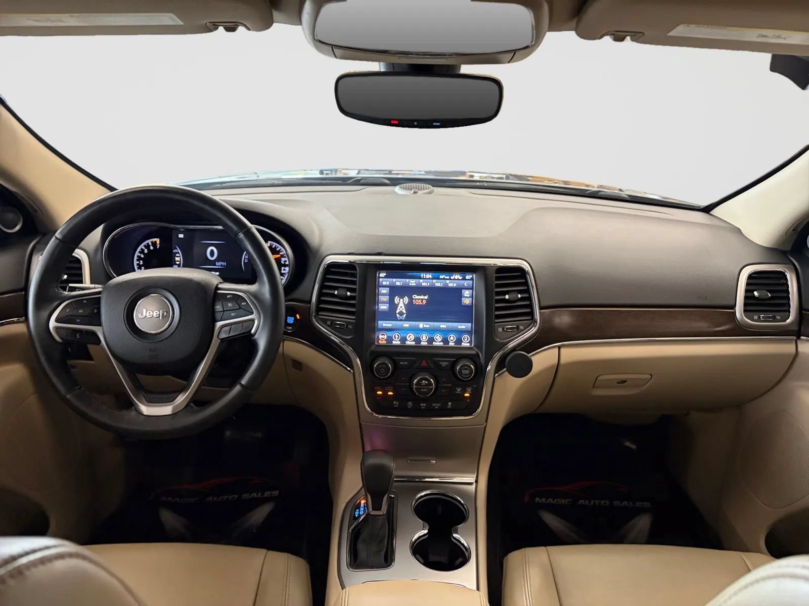 Used 2018 Jeep Grand Cherokee Limited AWD/4WD image 22