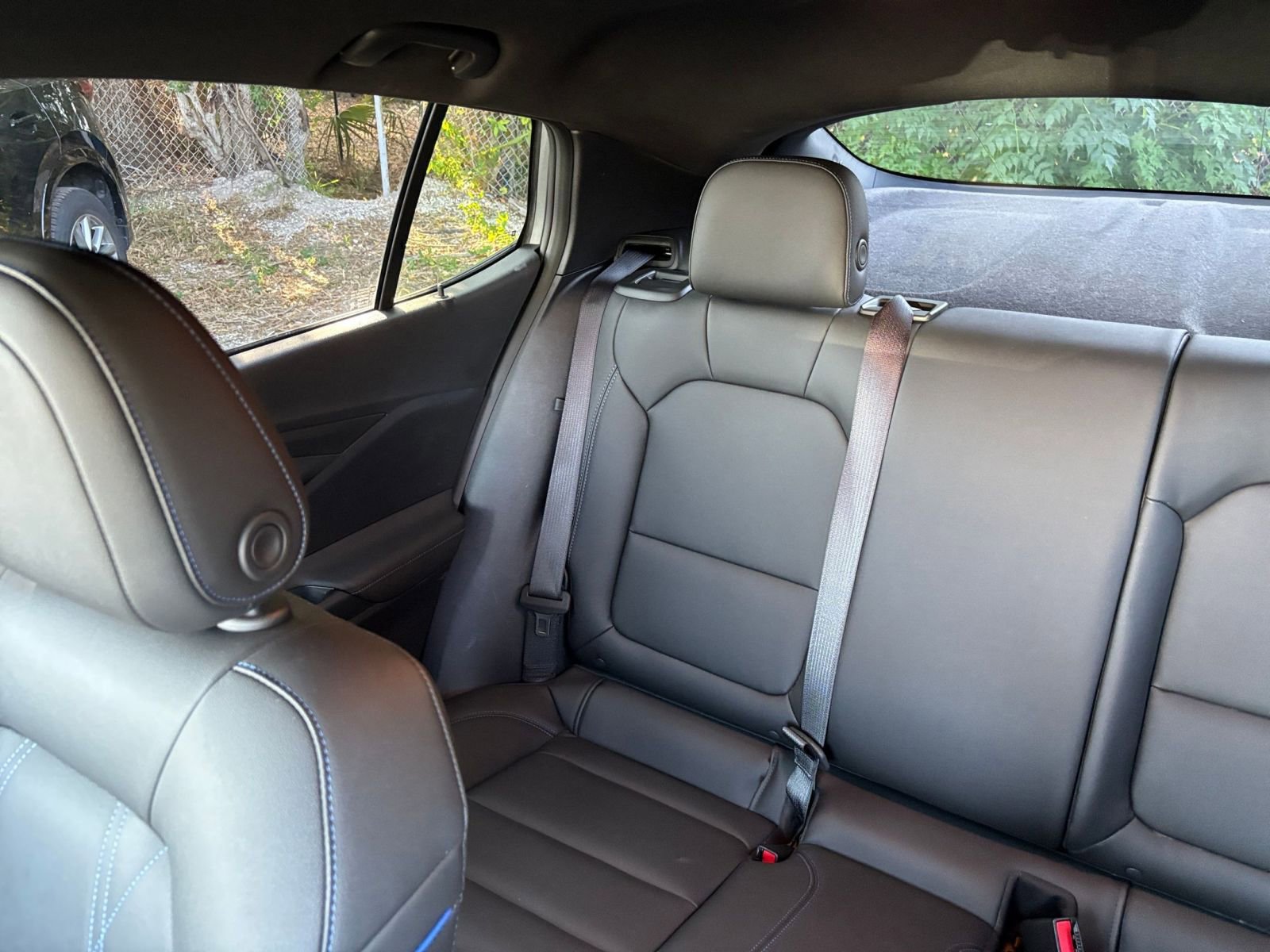 Used 2025 Buick Envista Sport Touring image 39