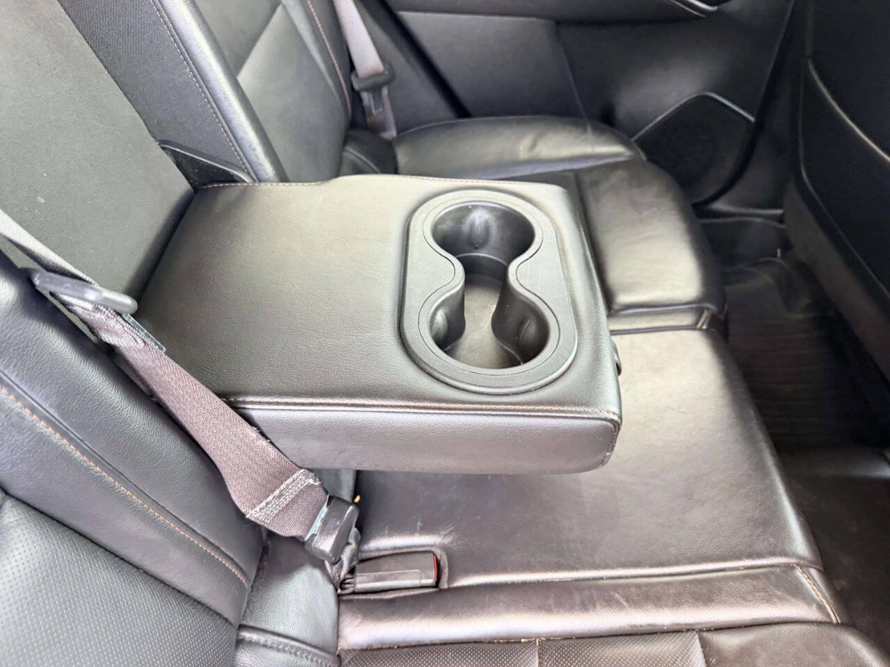 Used 2019 Cadillac XT4 Sport AWD/4WD image 23