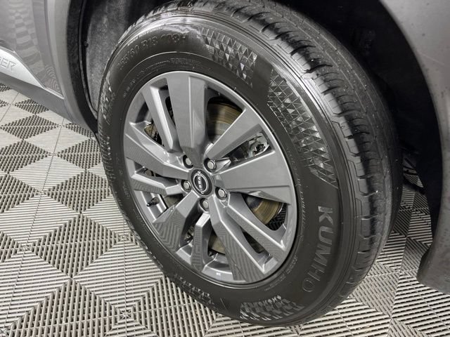 Used 2024 Nissan Pathfinder SV FWD image 15