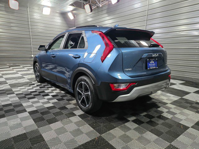 Used 2024 Kia Niro EX w/ EX Cold Weather Package image 7