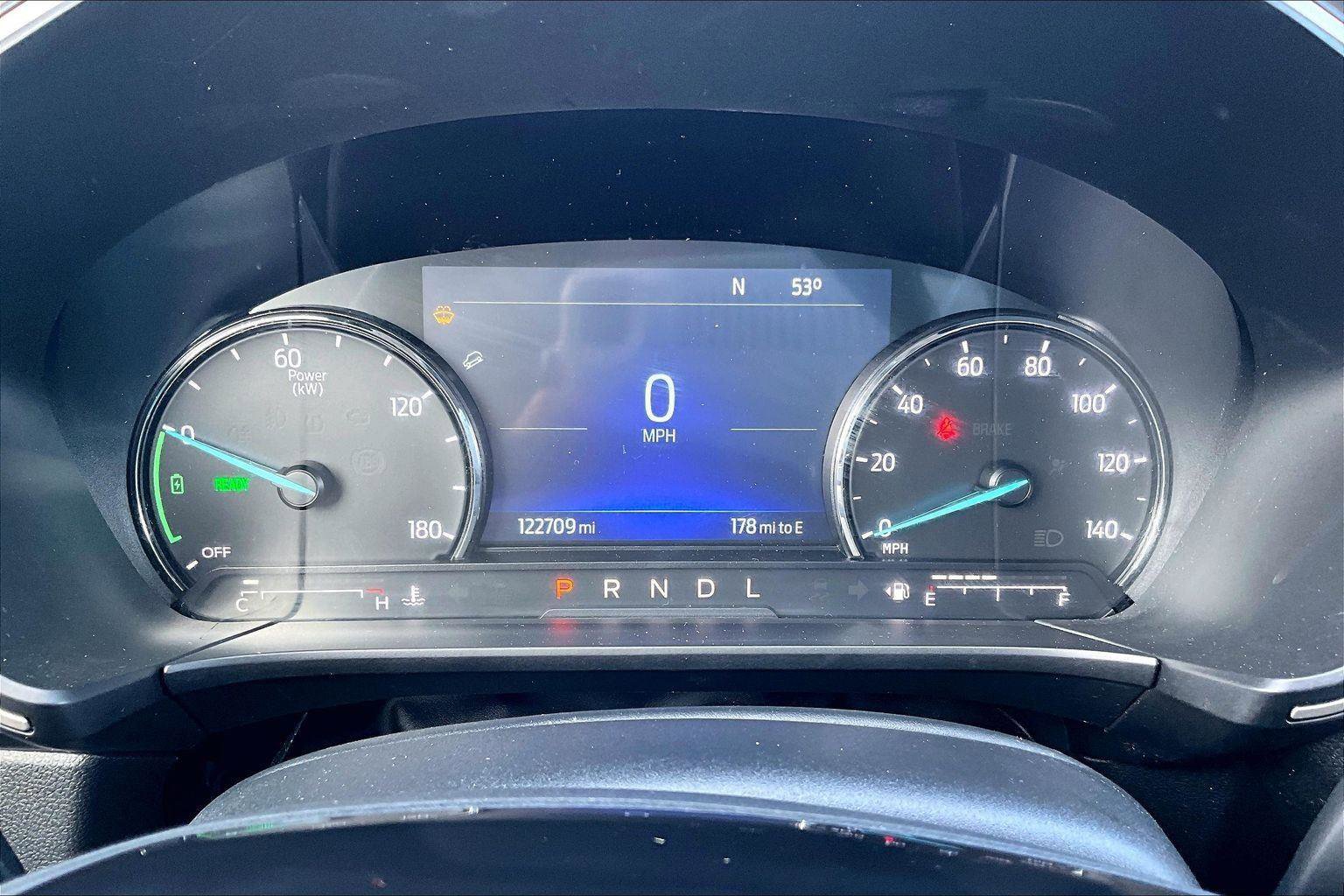 Used 2021 Ford Escape SE w/ SE Sport Appearance Package image 21