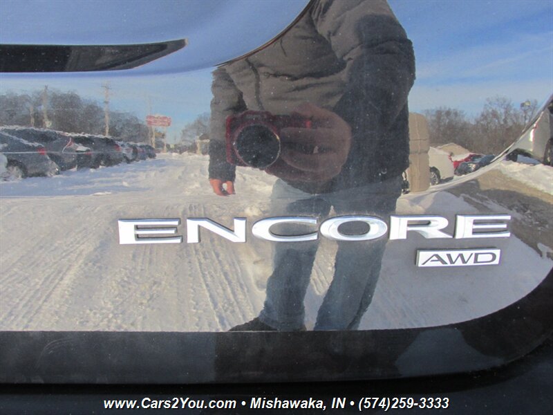 Used 2021 Buick Encore Preferred AWD/4WD image 8