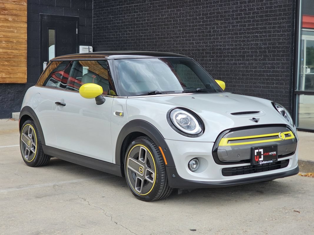 Used 2020 MINI Cooper SE w/ 8.8" Touchscreen Nav Package FWD image 9
