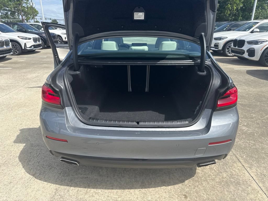 Used 2023 BMW 530i w/ Luxury Seating Package RWD image 24