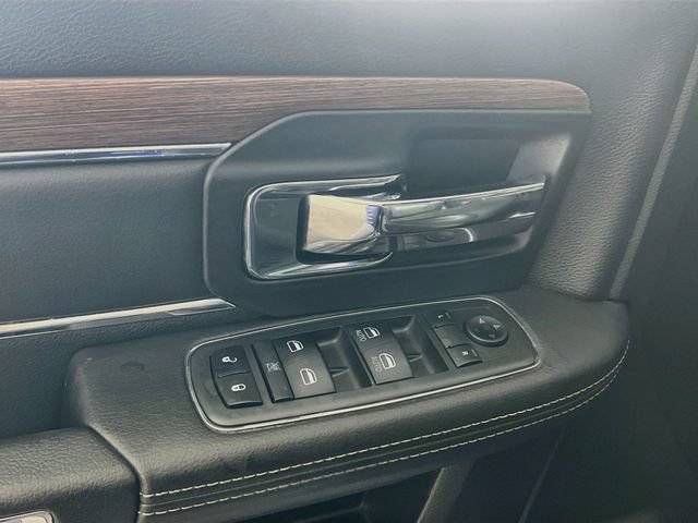 Used 2014 RAM 1500 Laramie w/ Convenience Group AWD/4WD image 12