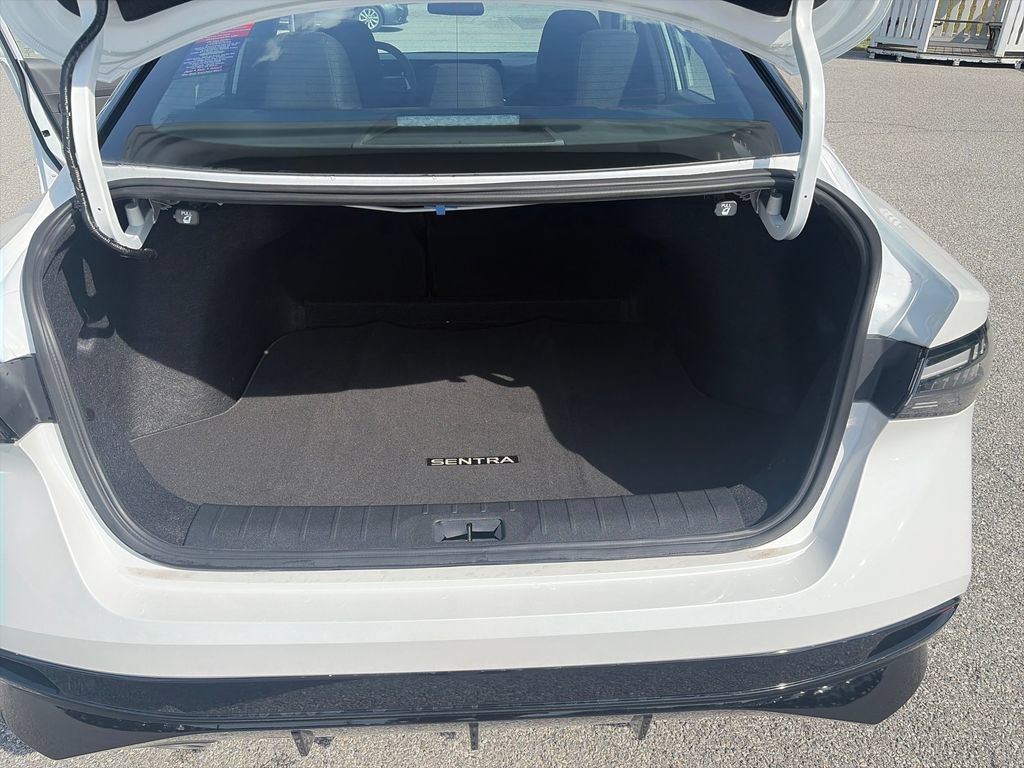 New 2026 Nissan Sentra SR w/ SR All Weather Package FWD image 22