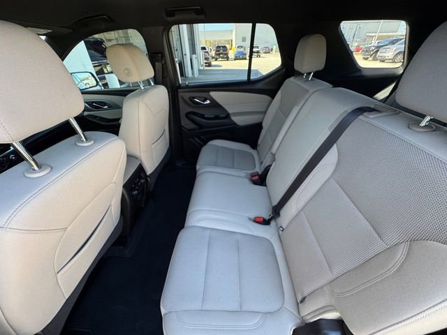 Used 2023 Chevrolet Traverse LS w/ Safety Package image 29
