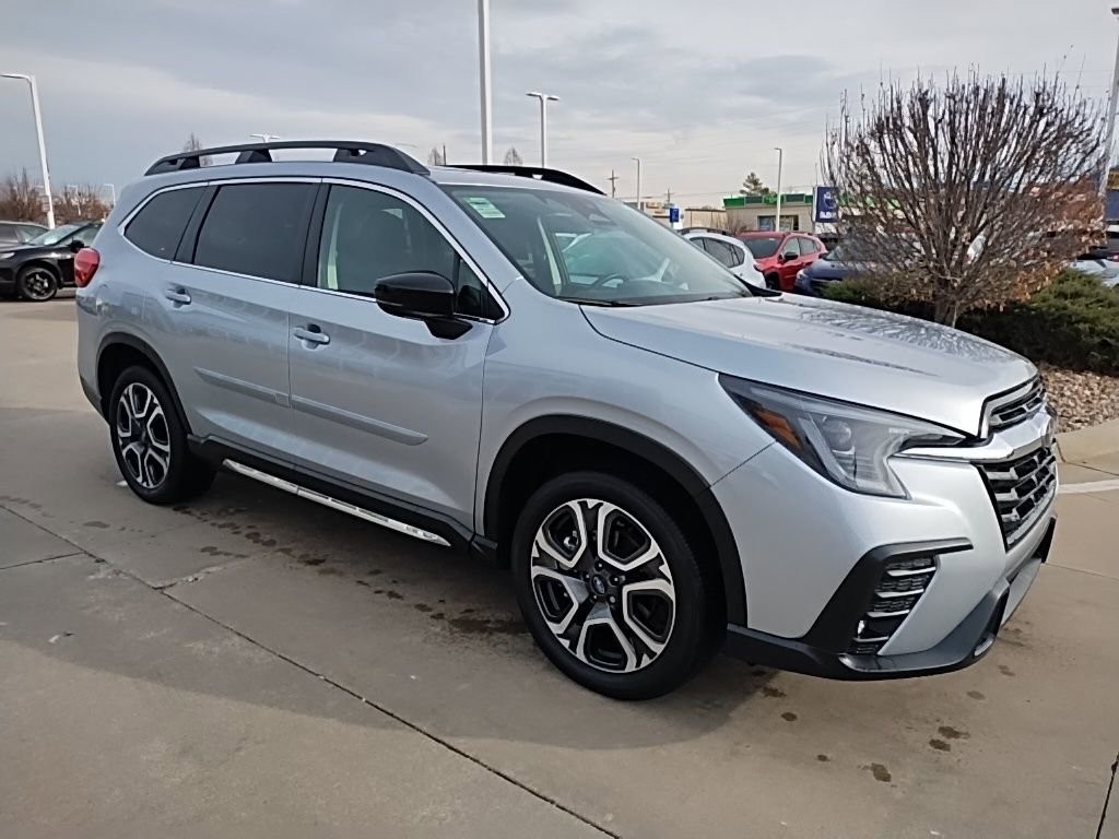 Used 2025 Subaru Ascent Limited image 5