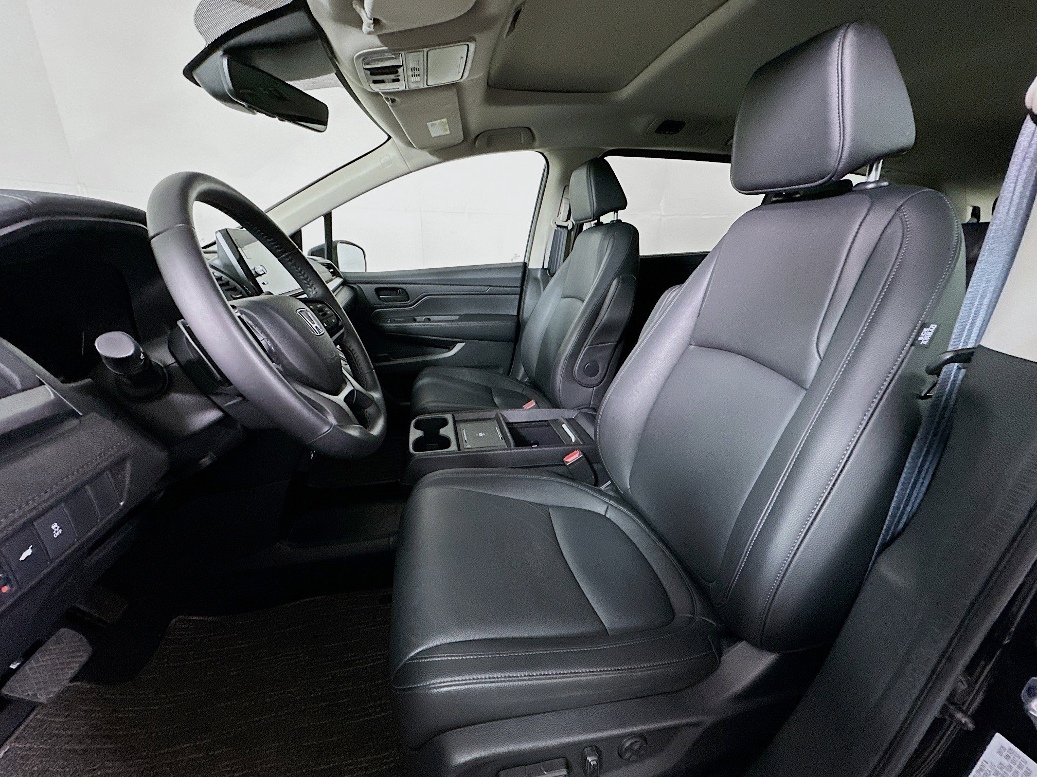Used 2025 Honda Odyssey EX-L image 13
