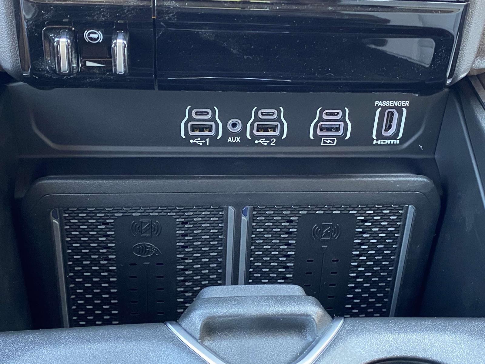 New 2025 RAM 1500 Laramie image 24