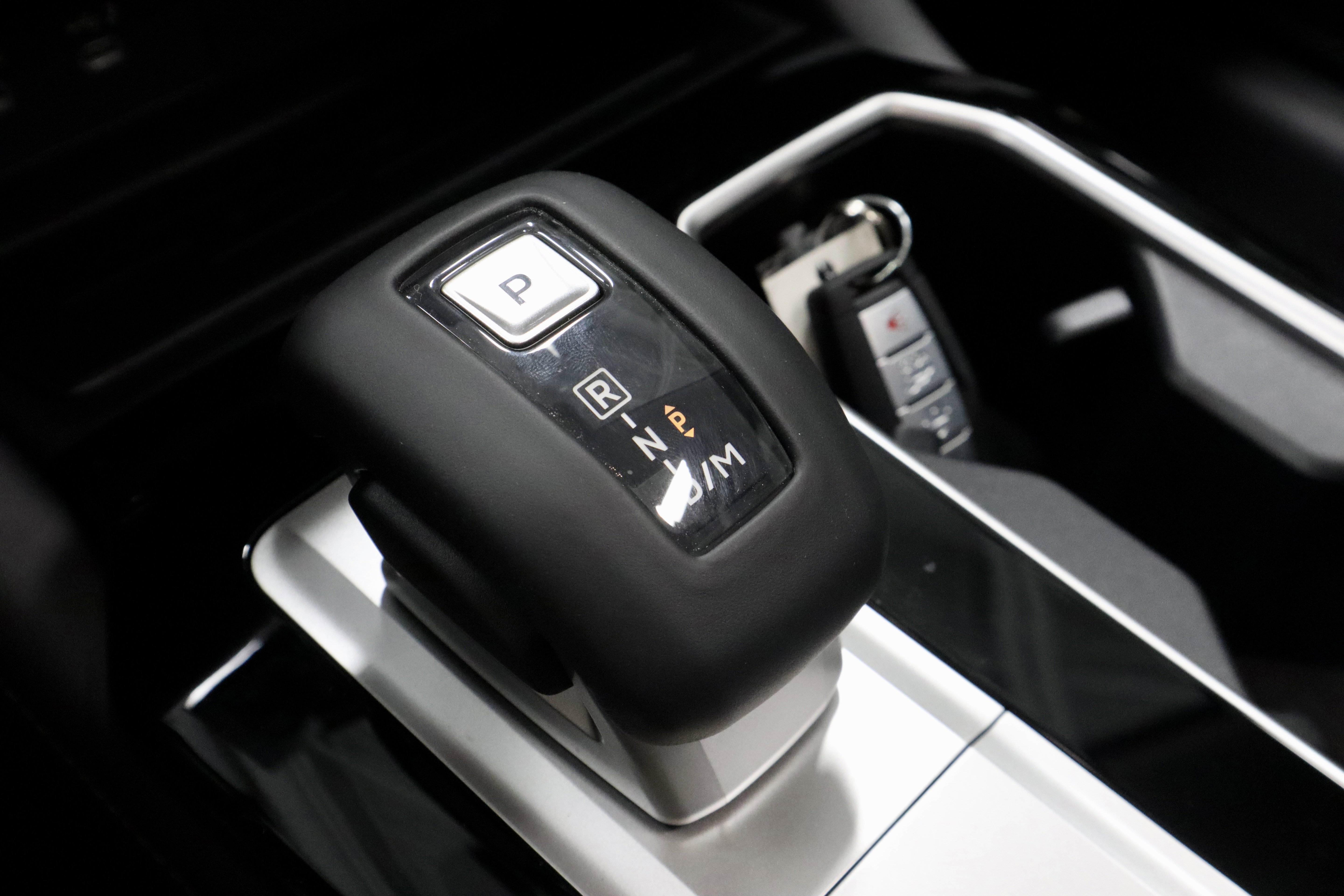 New 2026 Mitsubishi Outlander SE image 27