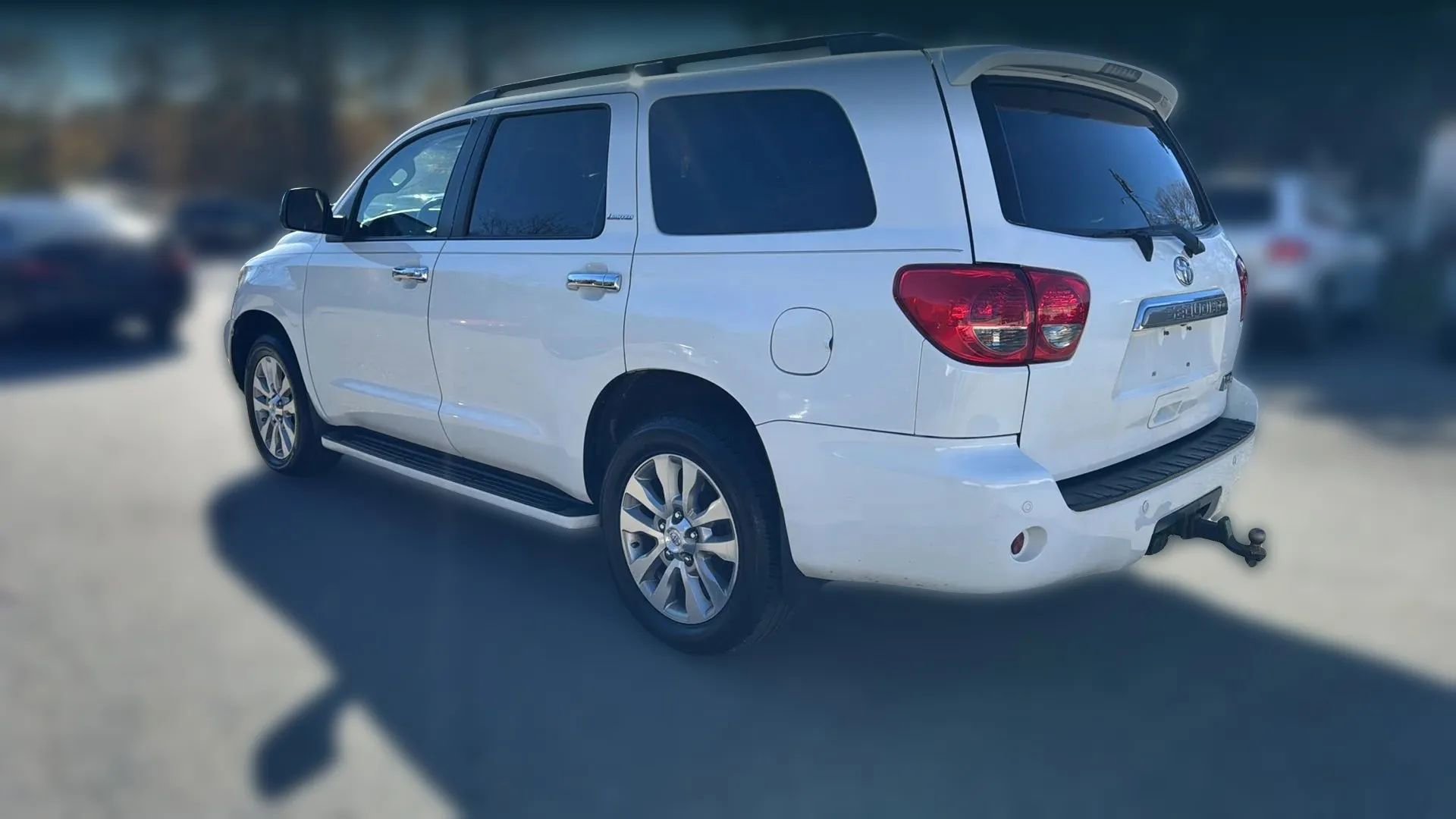Used 2011 Toyota Sequoia Limited image 7