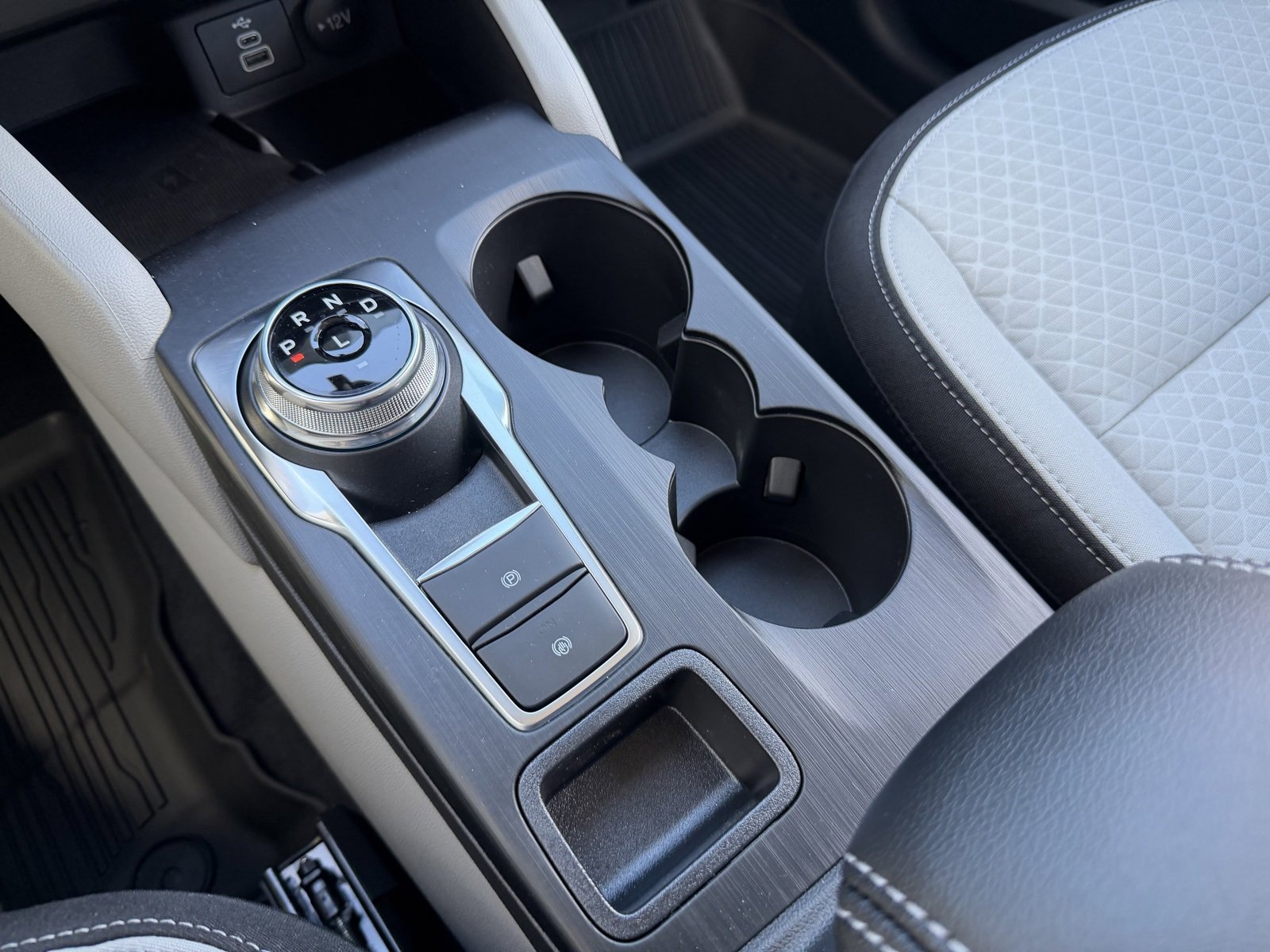 New 2026 Ford Escape Active image 29