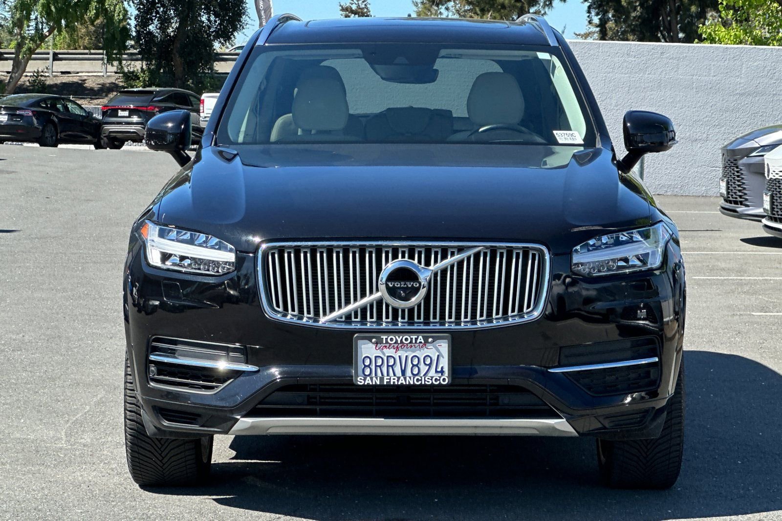 Used 2017 Volvo XC90 T8 Inscription w/ Vision Package image 6