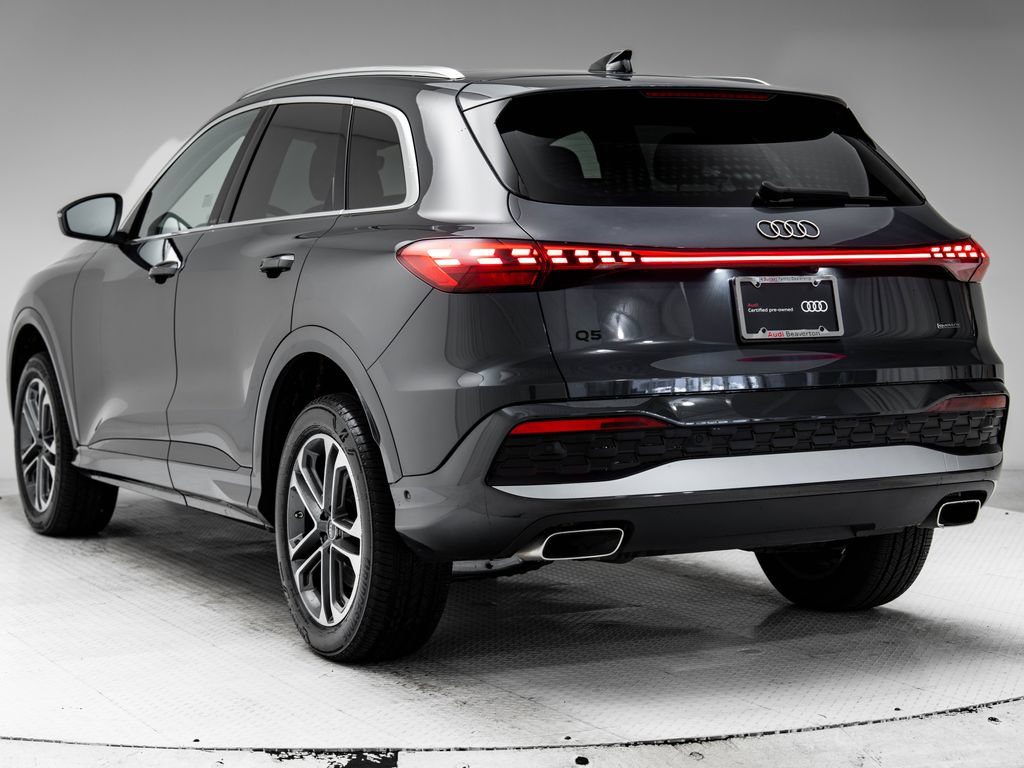Certified 2025 Audi Q5 Premium w/ 19" Wheel Package AWD/4WD image 3