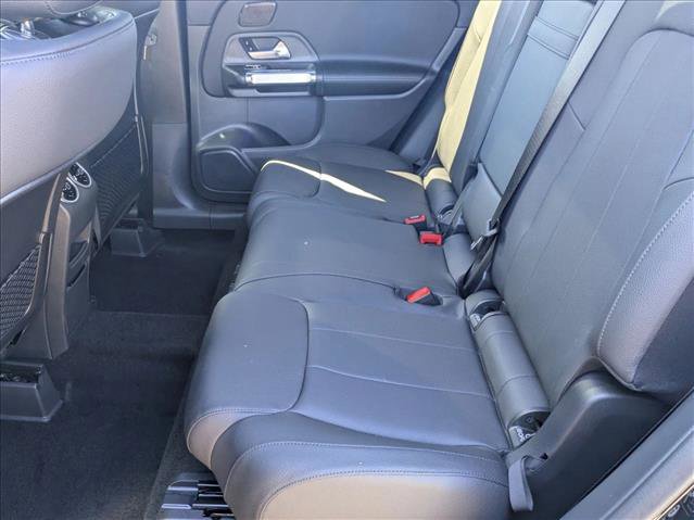 New 2026 Mercedes-Benz GLB 250 image 14